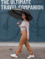 Paraguas de viaje resistente al viento REPEL: compacto y capaz de soportar vientos de hasta 85 MPH; el paraguas plegable automático de gama alta más resistente para la lluvia y el sol; duradero, ligero y portátil, tanto para mujeres como para hombres; cabe en mochilas y coches - Imagen 4