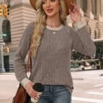 Camisas de manga larga para mujer de WIHOLL, jerséis ligeros, conjuntos de otoño 2025, ropa de invierno con bloques de color, elegante y casual, suave